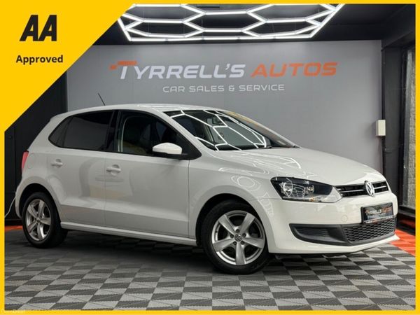 Volkswagen Polo Hatchback, Petrol, 2012, White