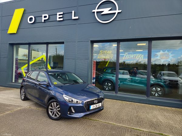 Hyundai i30 Hatchback, Petrol, 2017, Blue