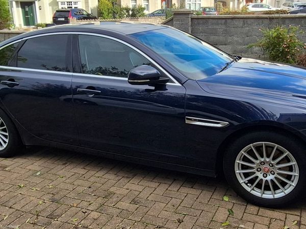 Jaguar XF Saloon, Diesel, 2016, Blue