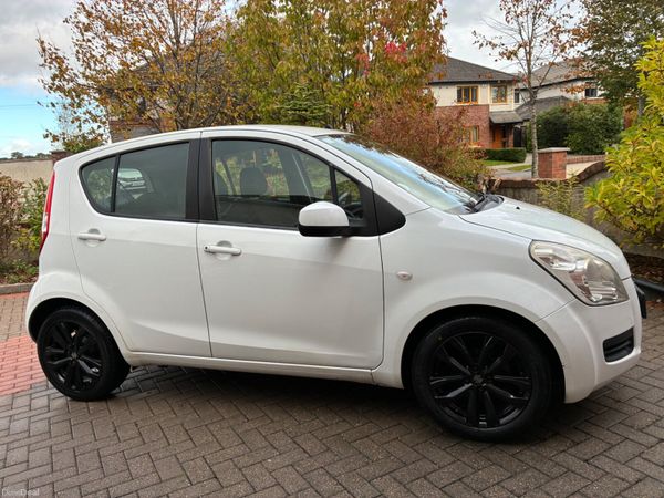 Suzuki Splash Hatchback, Petrol, 2012, White