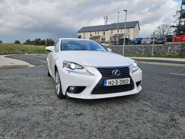 Lexus IS Saloon, Petrol Hybrid, 2014, White