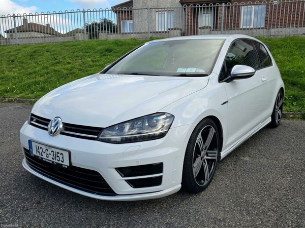 Volkswagen Golf Hatchback, Petrol, 2014, White