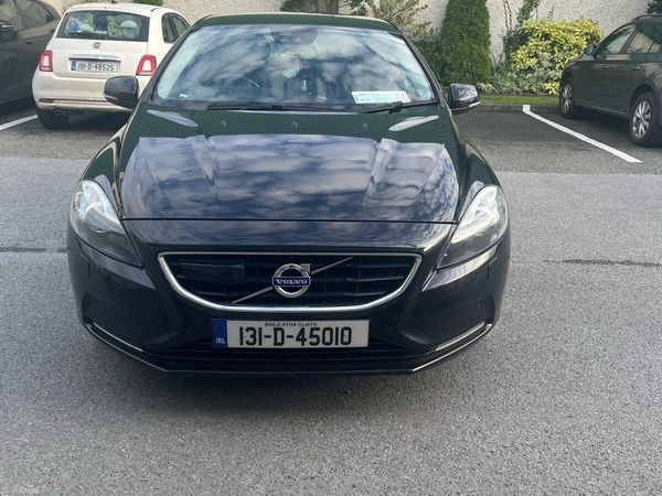 Volvo V40 Hatchback, Petrol, 2013, Black