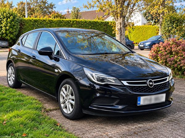 Opel Astra Hatchback, Diesel, 2017, Black