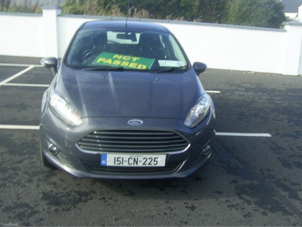 Ford Fiesta Hatchback, Petrol, 2015, Blue