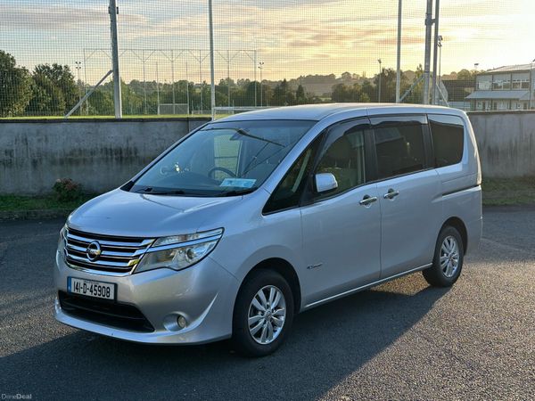 Nissan Serena MPV, Petrol Hybrid, 2014, Silver