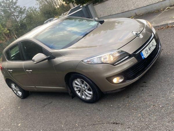Renault Megane Hatchback, Diesel, 2013, Gold