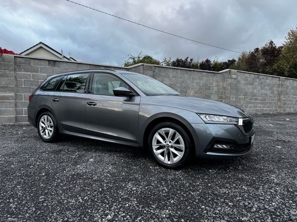 Skoda Octavia Estate, Diesel, 2022, Grey