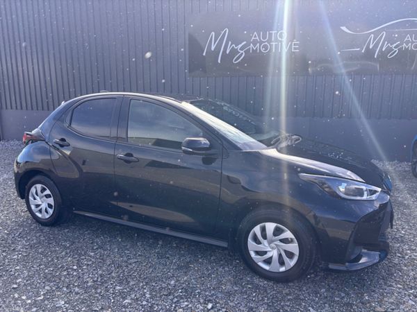 Toyota Yaris Hatchback, Petrol, 2022, Black