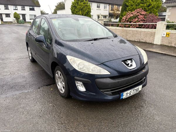Peugeot 308 Hatchback, Diesel, 2011, Blue