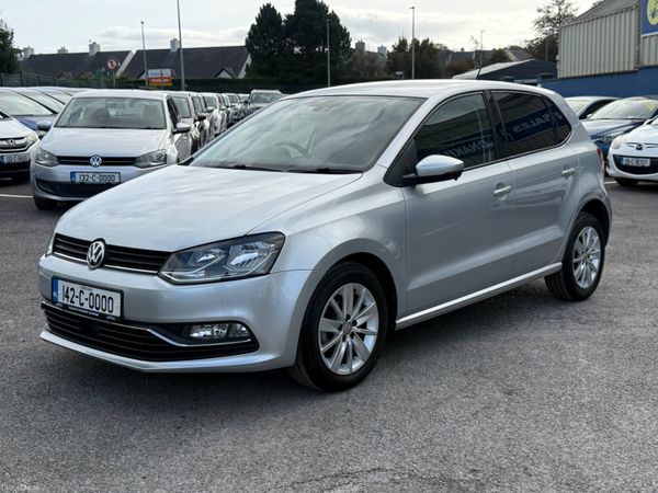 Volkswagen Polo Hatchback, Petrol, 2014, Silver