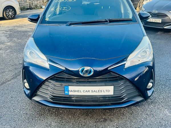 Toyota Vitz Hatchback, Petrol Hybrid, 2018, Blue