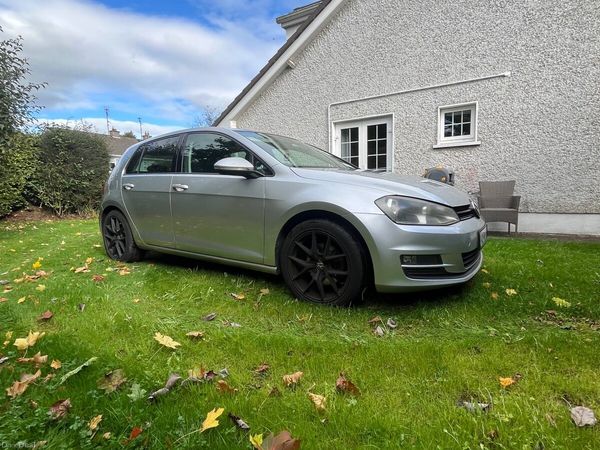 Volkswagen Golf Hatchback, Petrol, 2014, Silver