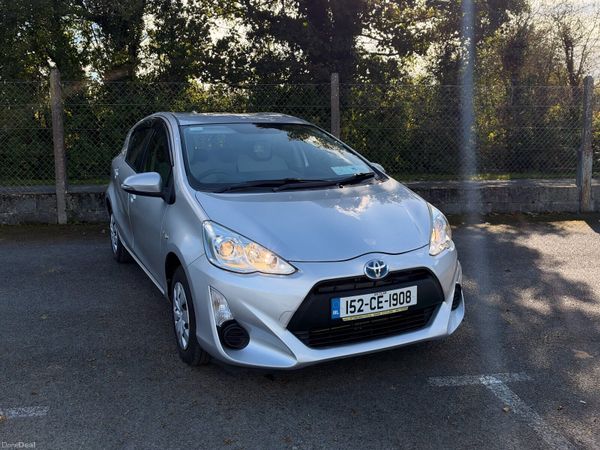 Toyota Aqua Hatchback, Petrol Hybrid, 2015, Silver