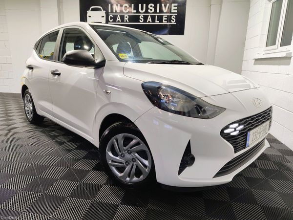 Hyundai i10 Hatchback, Petrol, 2023, White