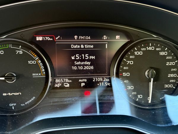 Audi Q5 SUV, Petrol Plug-in Hybrid, 2021, White