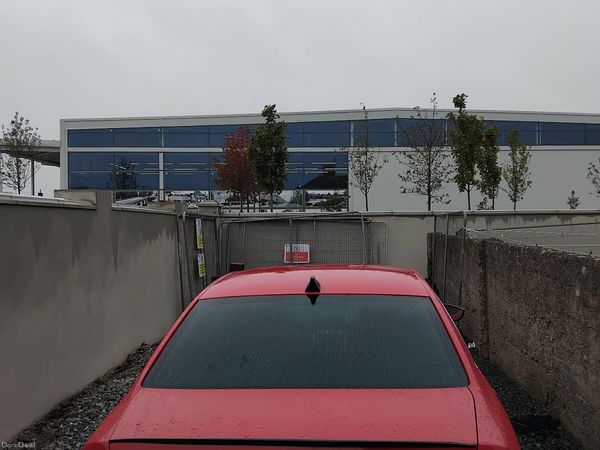 Volkswagen Passat Saloon, Diesel, 2014, Red