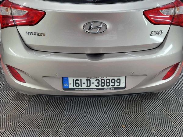 Hyundai i30 Hatchback, Diesel, 2016, White