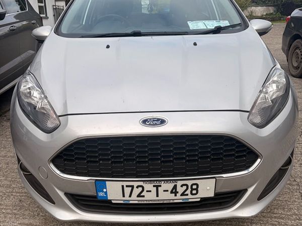 Ford Fiesta Hatchback, Petrol, 2017, Grey