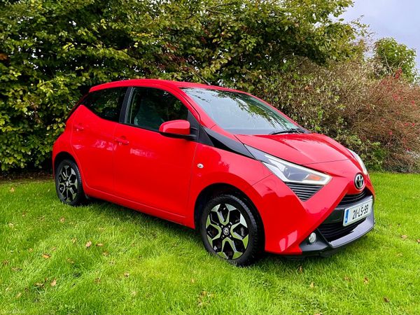 Toyota Aygo Hatchback, Petrol, 2021, Red