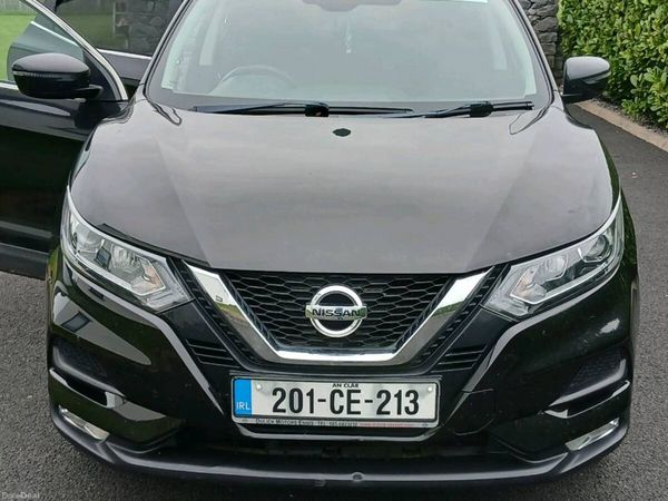 Nissan Qashqai MPV, Petrol, 2020, Black
