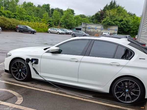 BMW 5-Series Saloon, Petrol Plug-in Hybrid, 2018, White