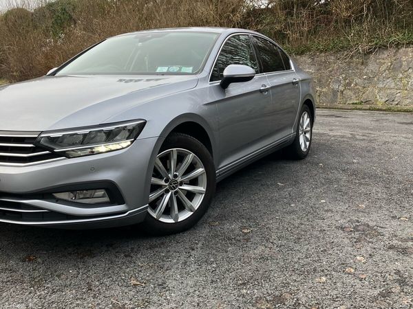 Volkswagen Passat Saloon, Diesel, 2021, Grey