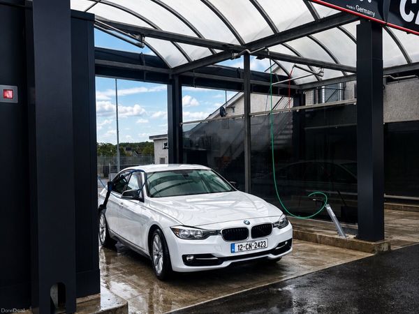 BMW 3-Series Saloon, Diesel, 2012, White