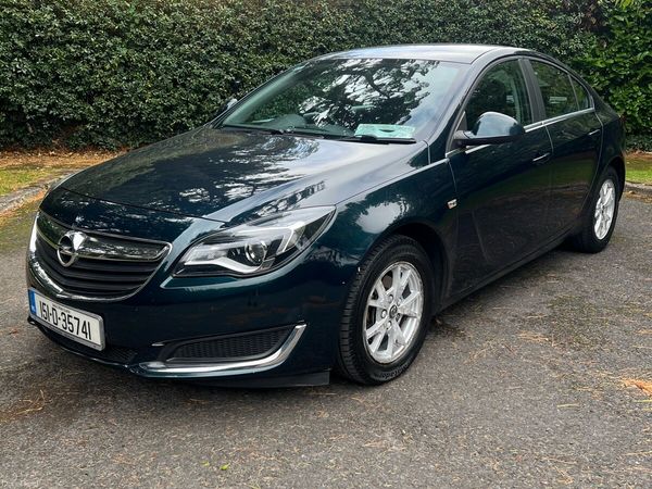 Opel Insignia Hatchback, Diesel, 2015, Green