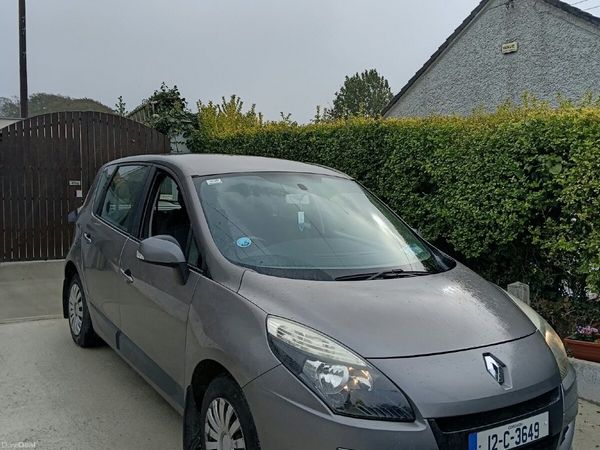 Renault Scenic MPV, Diesel, 2012, Grey