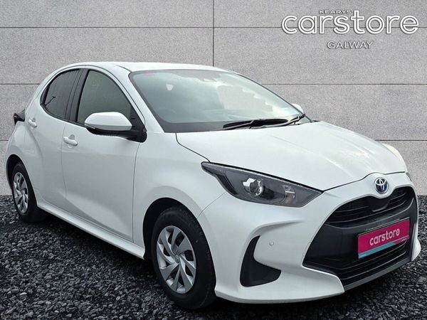 Toyota Yaris Hatchback, Petrol Hybrid, 2021, White