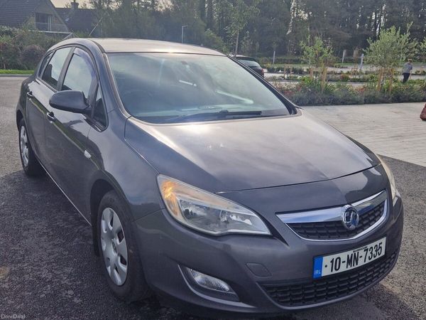 Vauxhall Astra Hatchback, Diesel, 2010, Grey