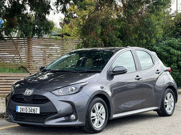 Toyota Yaris Hatchback, Petrol Hybrid, 2024, Grey
