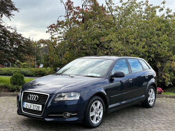 Audi A3 Hatchback, Diesel, 2012, Blue