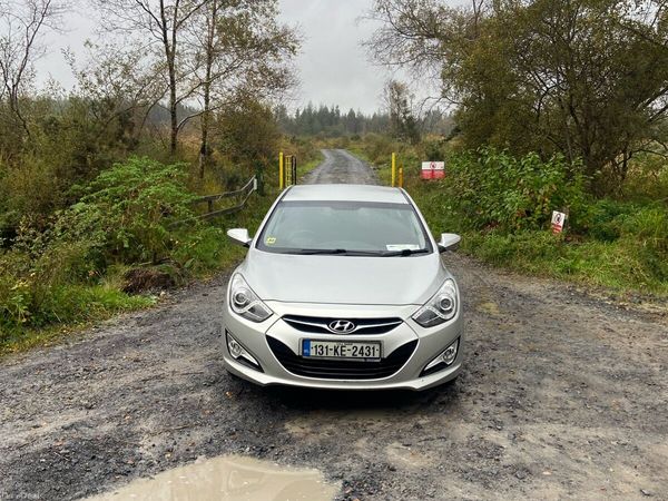 Hyundai i40 Saloon, Diesel, 2013, Silver