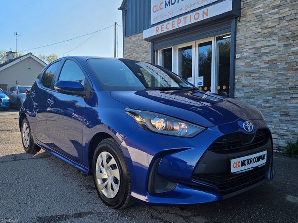 Toyota Yaris Hatchback, Petrol Hybrid, 2021, Blue