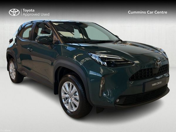 Toyota Yaris Cross Hatchback, Petrol Hybrid, 2026, Green