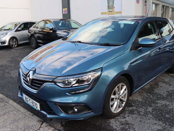 Renault Megane Hatchback, Diesel, 2018, Blue
