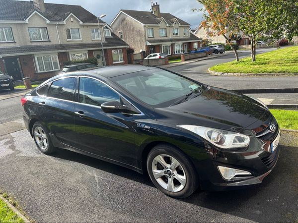 Hyundai i40 Saloon, Diesel, 2013, Black