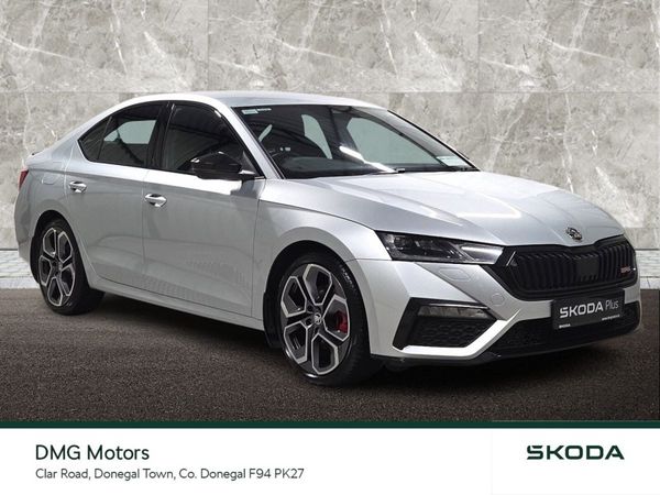 Skoda Octavia Saloon, Diesel, 2022, Grey