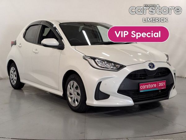 Toyota Yaris Hatchback, Petrol Hybrid, 2021, White