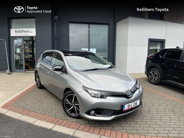 Toyota Auris MPV, Petrol Hybrid, 2018, Grey