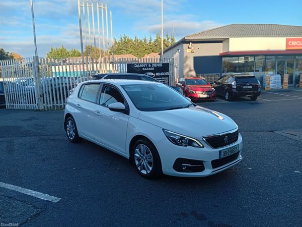 Peugeot 308 Hatchback, Diesel, 2018, White