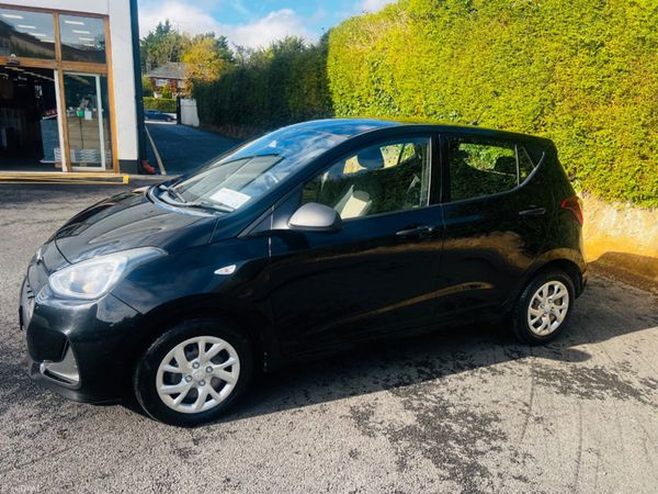 Hyundai i10 Hatchback, Petrol, 2017, Black