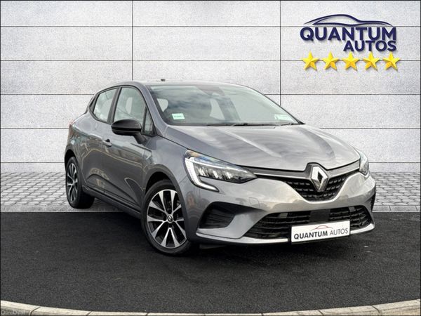 Renault Clio Hatchback, Petrol, 2023, Grey
