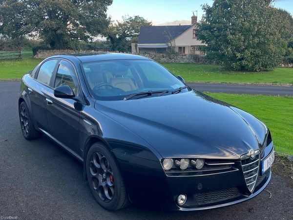Alfa Romeo 159 Saloon, Diesel, 2011, Black