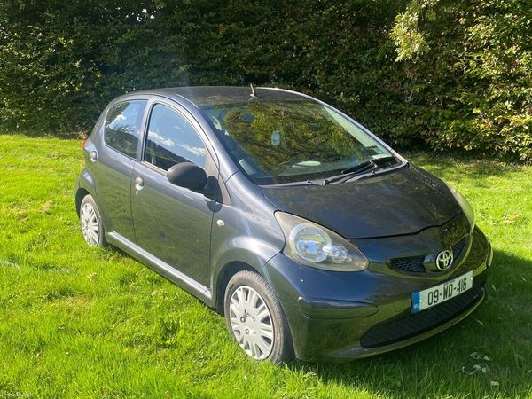 Toyota Aygo Hatchback, Petrol, 2009, Grey