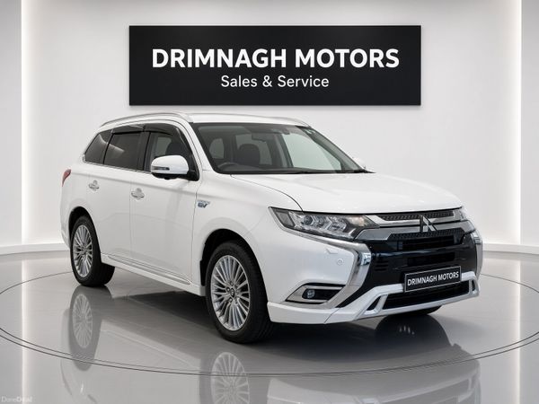 Mitsubishi Outlander SUV, Petrol Plug-in Hybrid, 2018, White