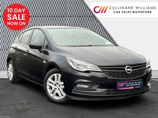 Opel Astra Hatchback, Diesel, 2018, Black