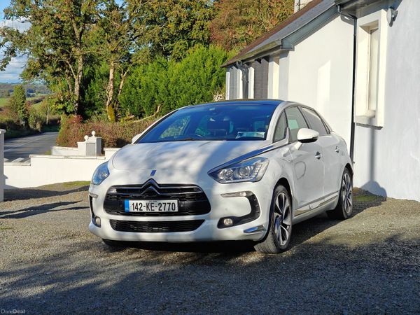 DS Automobiles DS 5 Hatchback, Diesel, 2014, White